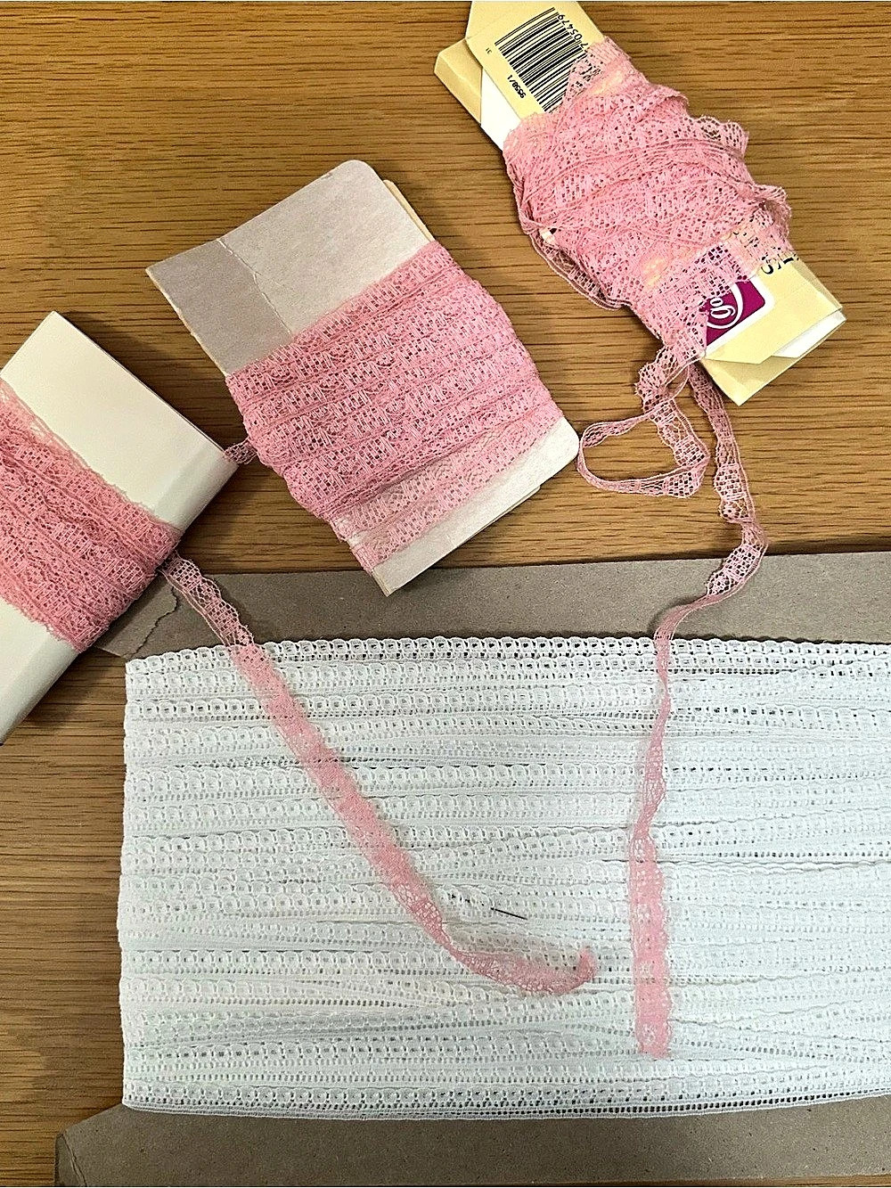 Assorted Lace Trim in Pink & White - Sewing Supplies
